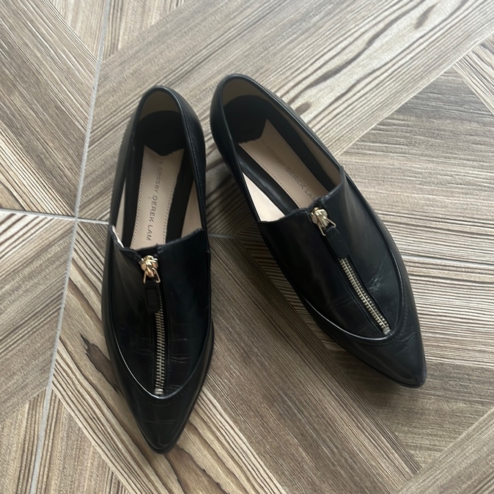 Genuine Leather Pointed Loafer with Zipper